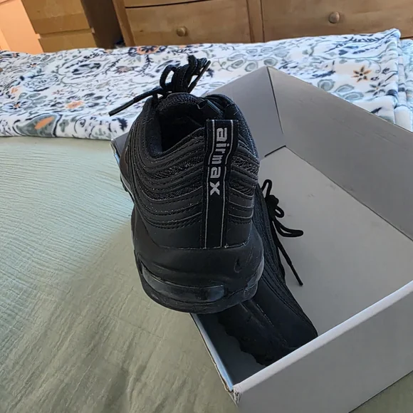 Womens Airmax 97 Triple Black - Picture 2 of 5